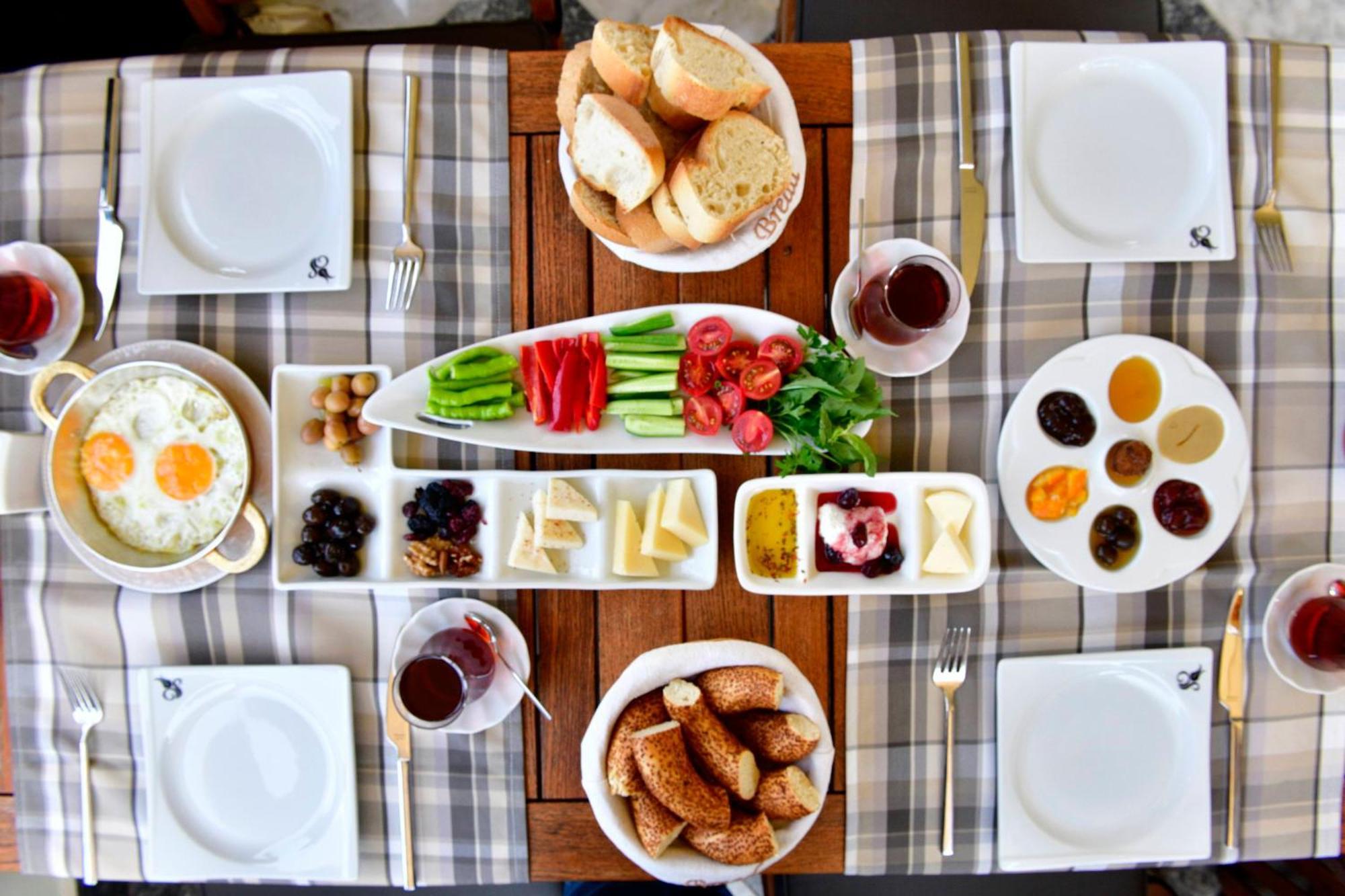 Siyah Lale Cunda 1841 (Adults Only) Hotel Аявали Екстериор снимка