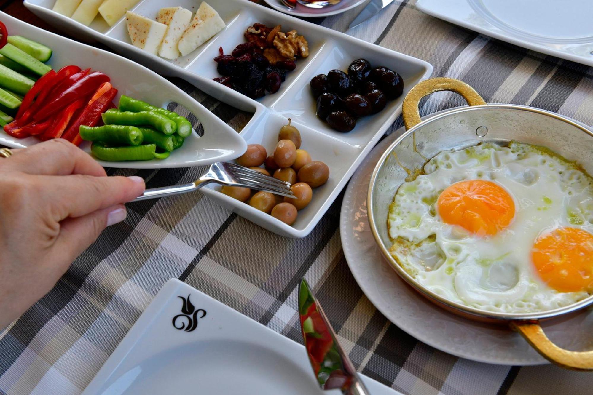 Siyah Lale Cunda 1841 (Adults Only) Hotel Аявали Екстериор снимка