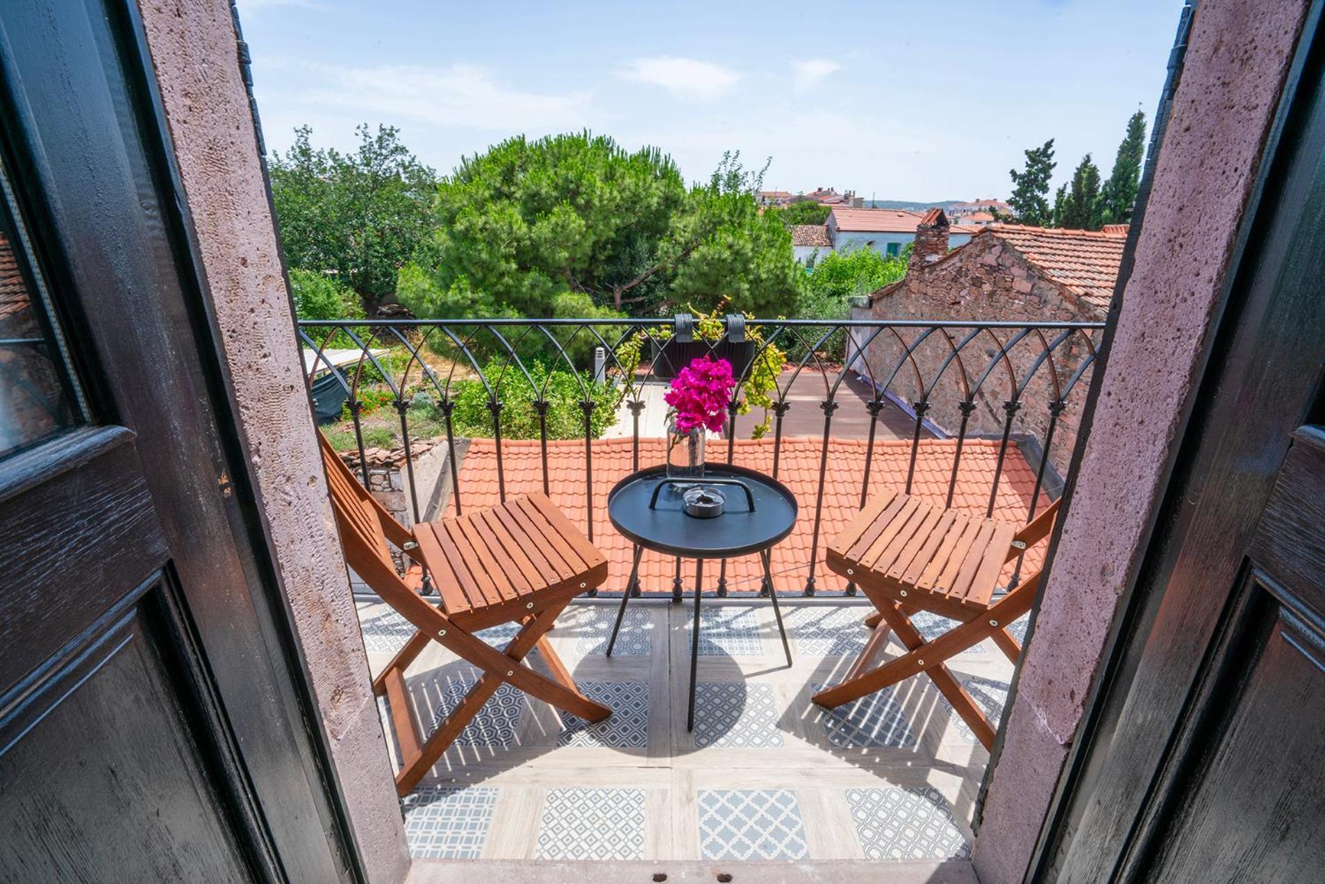 Siyah Lale Cunda 1841 (Adults Only) Hotel Аявали Екстериор снимка