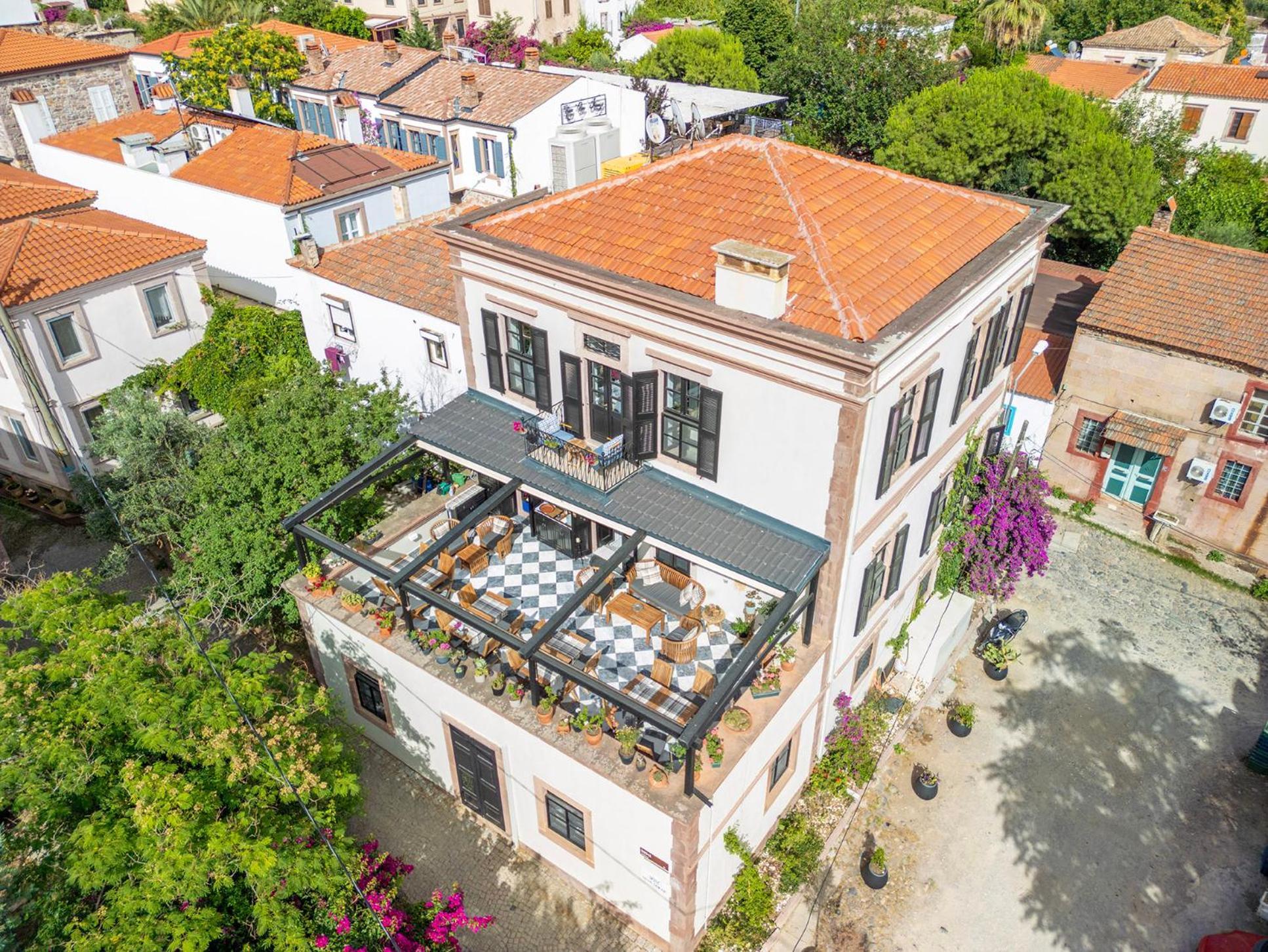 Siyah Lale Cunda 1841 (Adults Only) Hotel Аявали Екстериор снимка