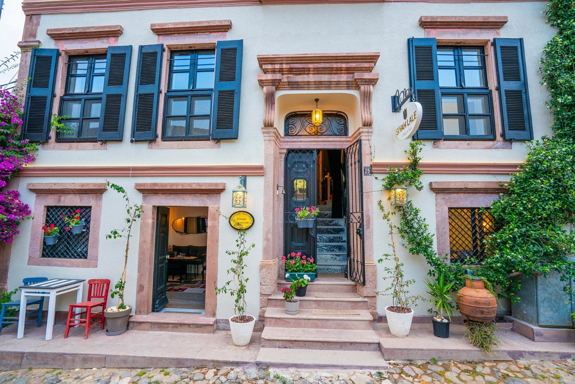 Siyah Lale Cunda 1841 (Adults Only) Hotel Аявали Екстериор снимка