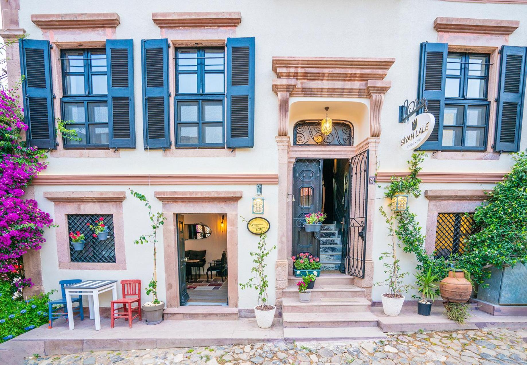 Siyah Lale Cunda 1841 (Adults Only) Hotel Аявали Екстериор снимка