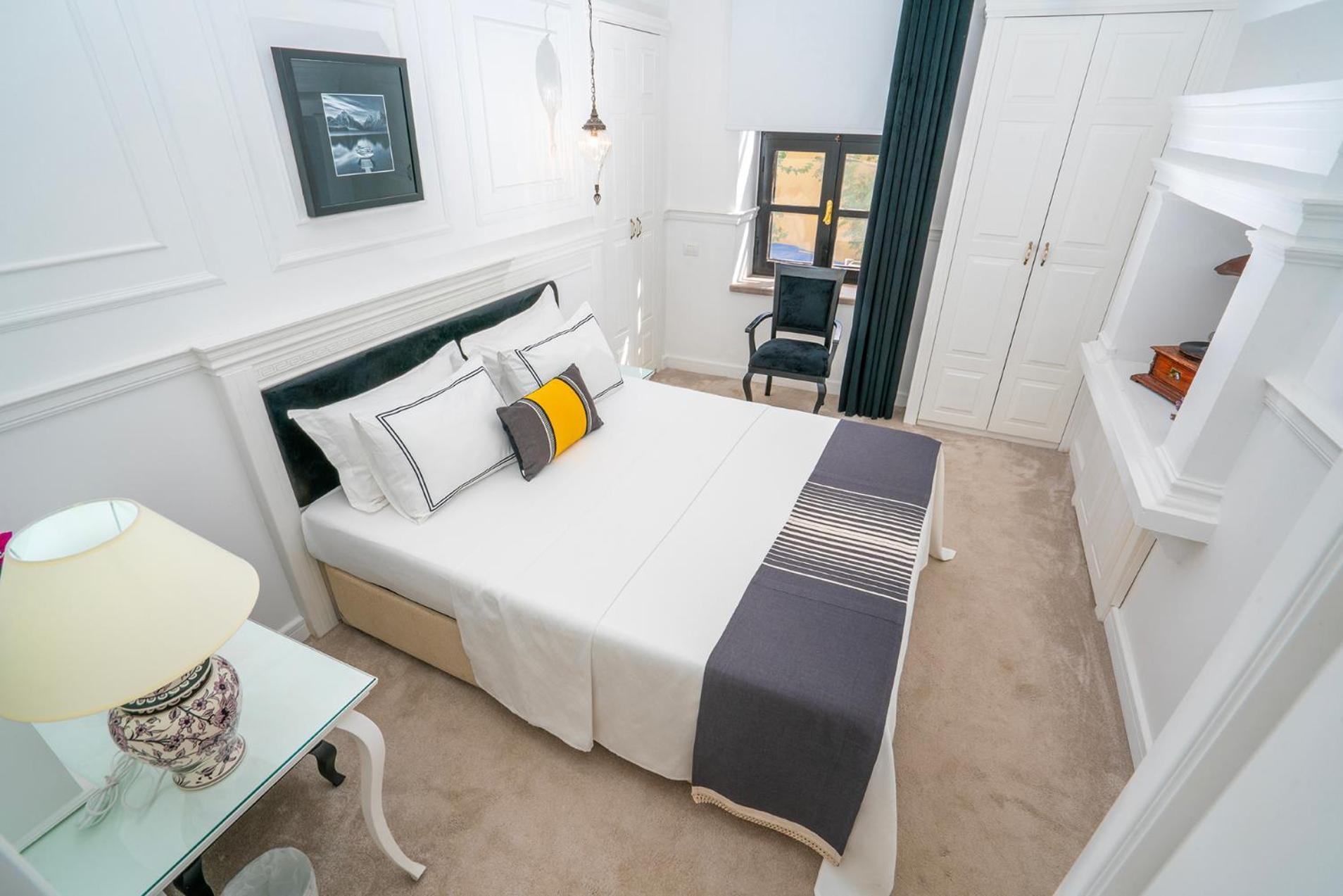 Siyah Lale Cunda 1841 (Adults Only) Hotel Аявали Екстериор снимка