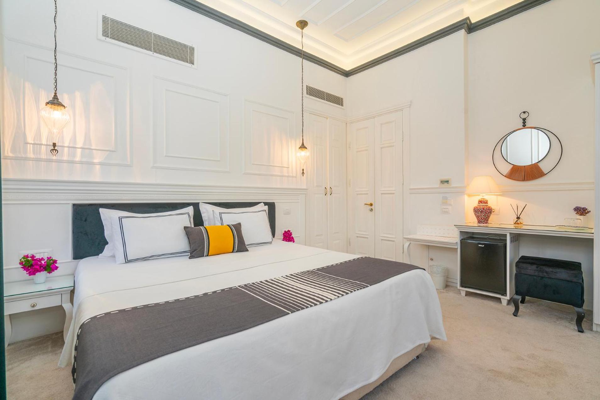 Siyah Lale Cunda 1841 (Adults Only) Hotel Аявали Екстериор снимка