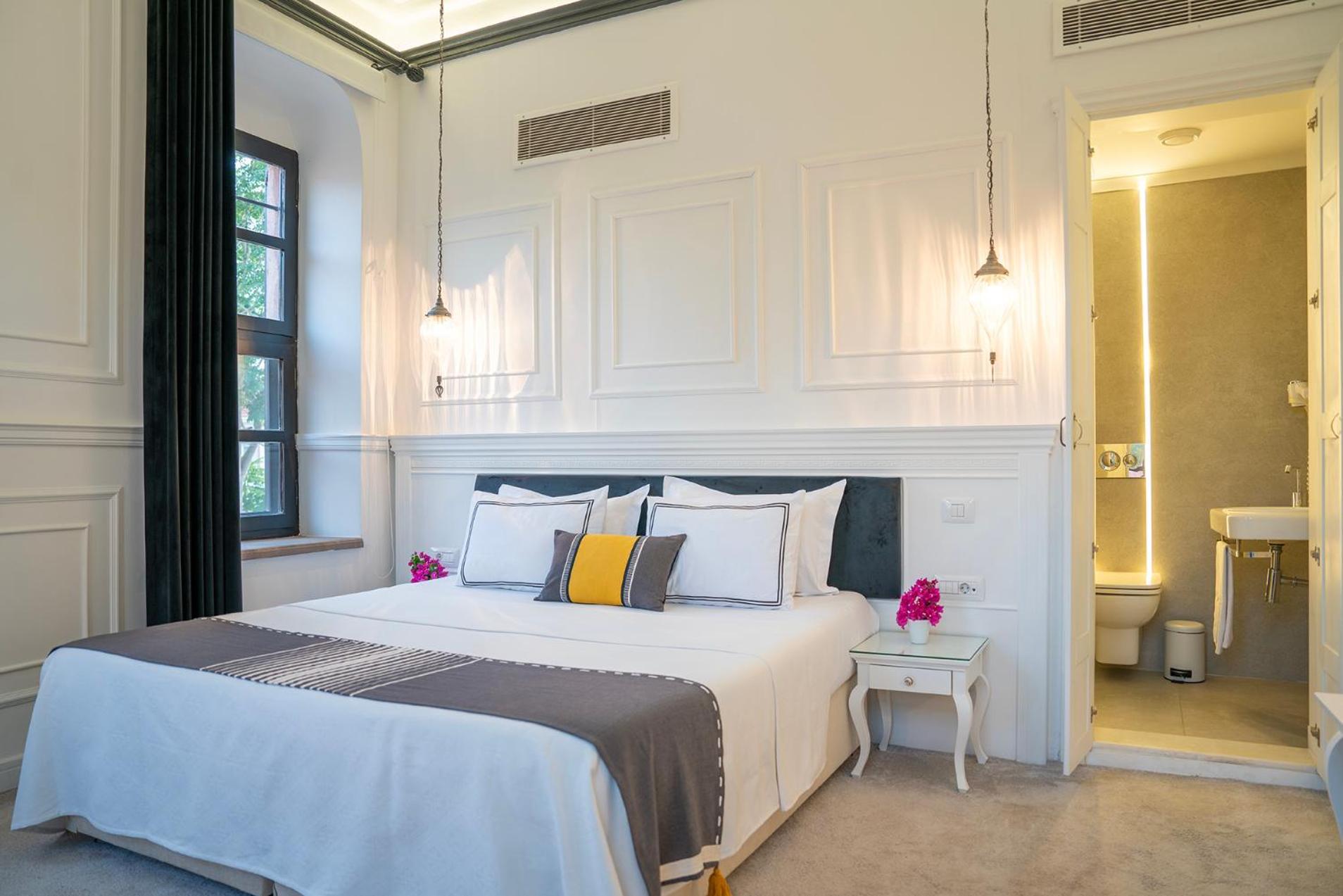 Siyah Lale Cunda 1841 (Adults Only) Hotel Аявали Екстериор снимка